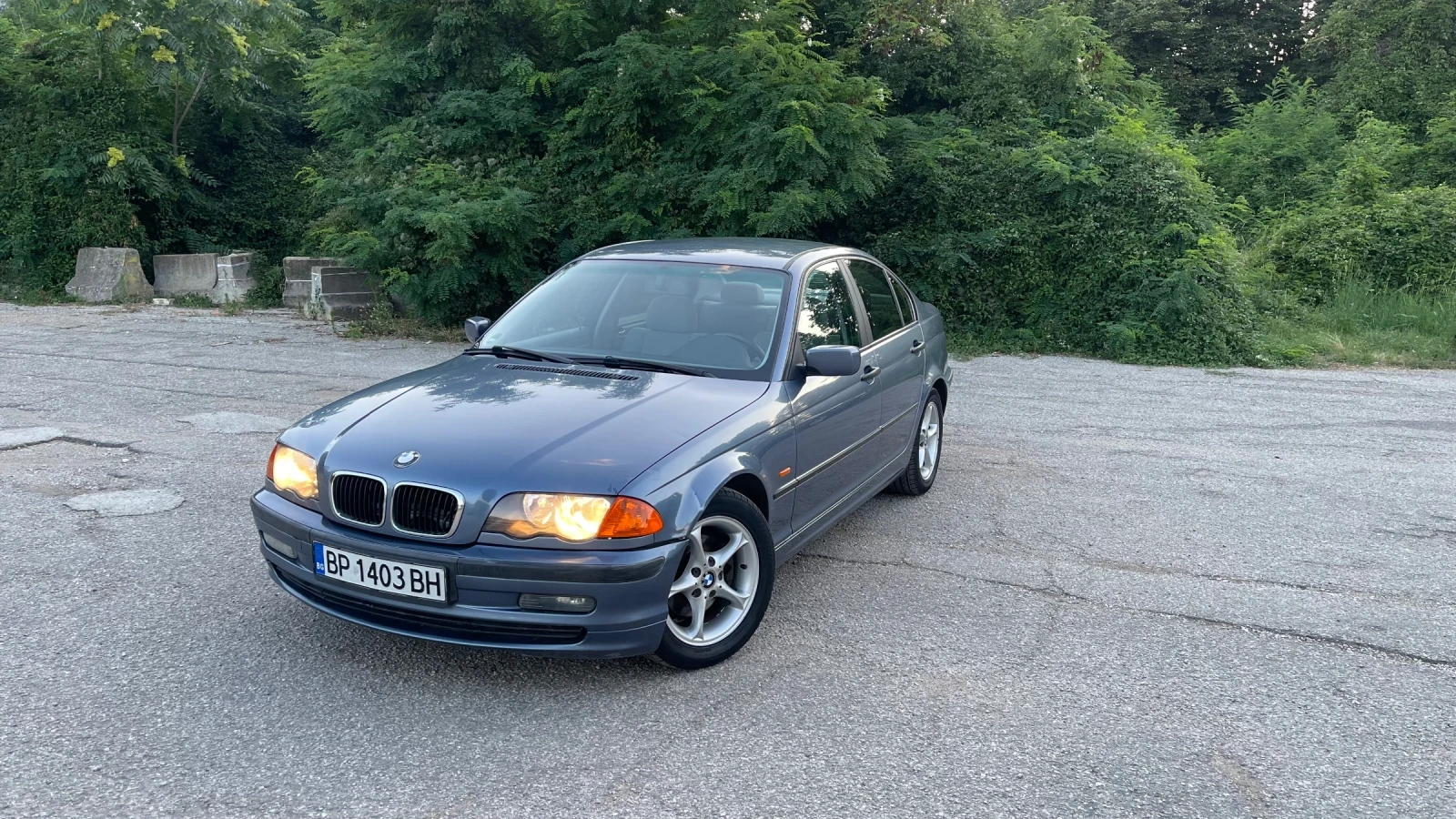 BMW 318, снимка 3 - Автомобили и джипове - 55226453