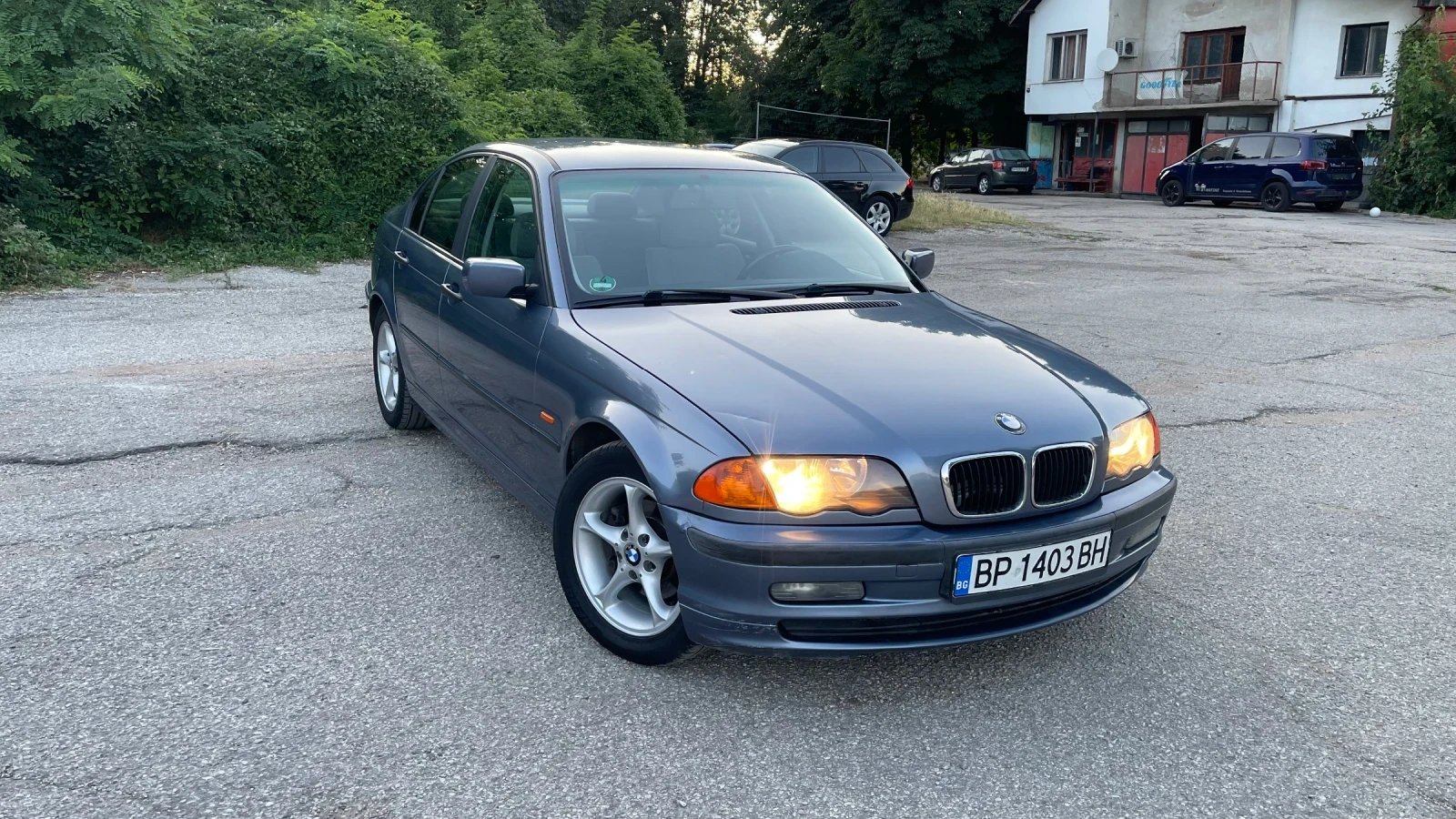 BMW 318
