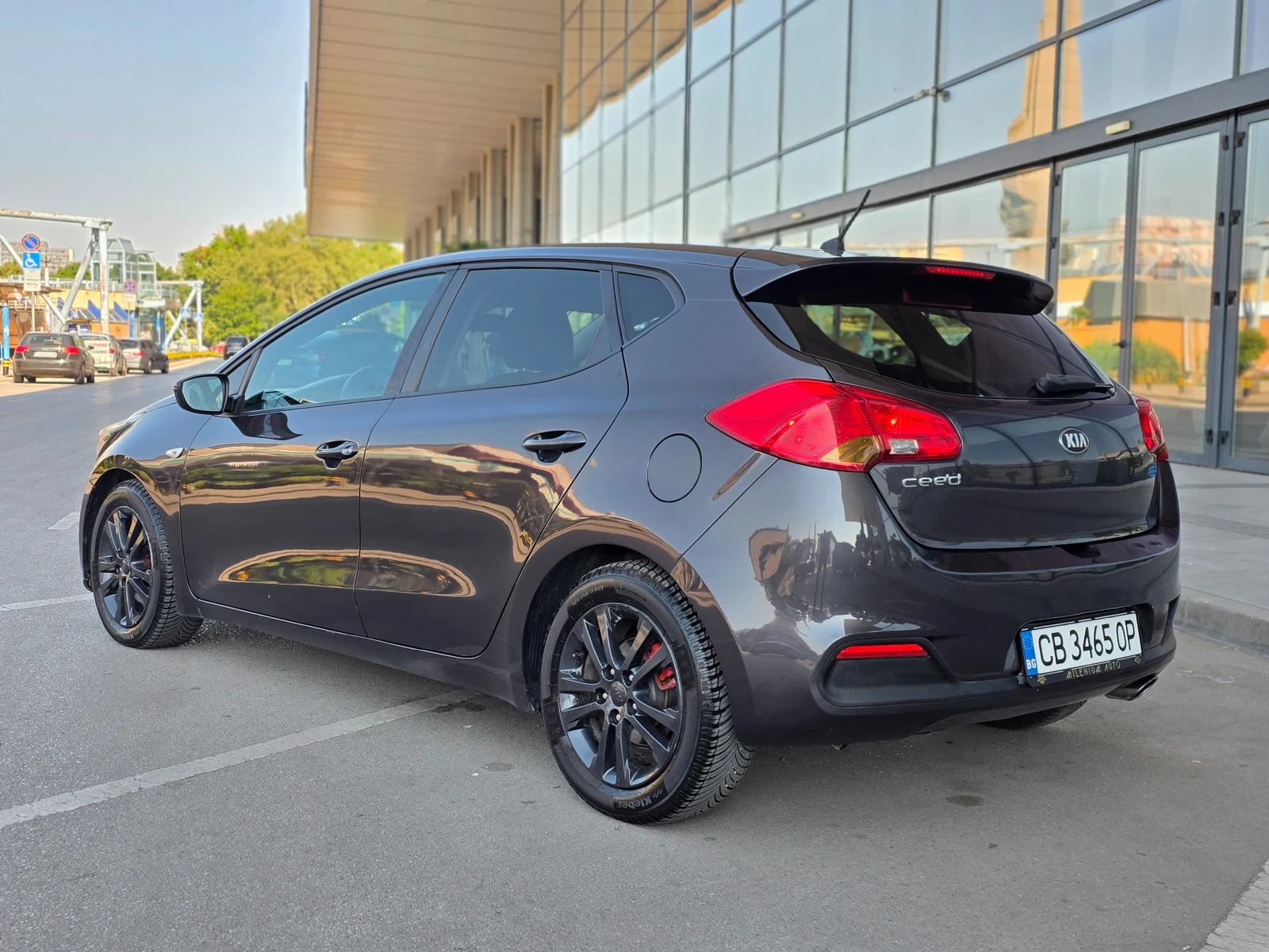 Kia Ceed 6 МЕСЕЦА ГАРАНЦИЯ/1.4i 99к.с. 6 Скорости/EURO 5, снимка 3 - Автомобили и джипове - 55556338