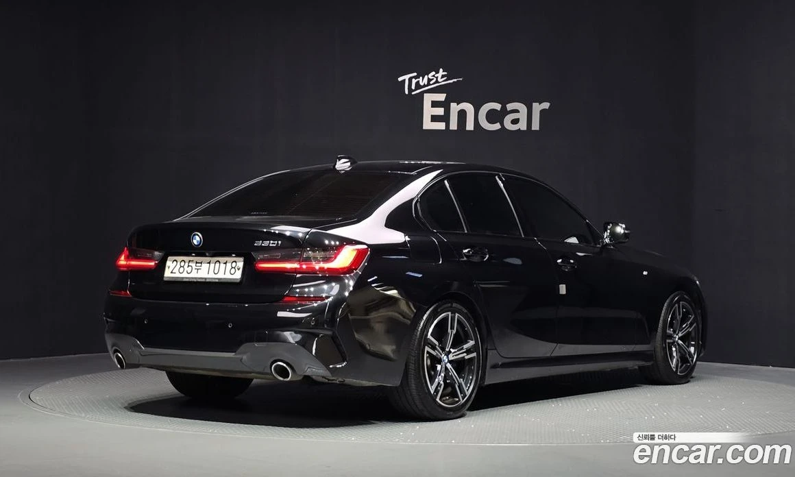 BMW 330 330i M Sport, снимка 2 - Автомобили и джипове - 56156701