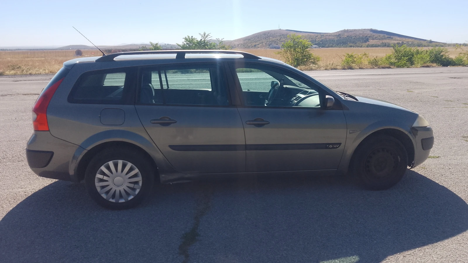 Renault Megane, снимка 6 - Автомобили и джипове - 56351298
