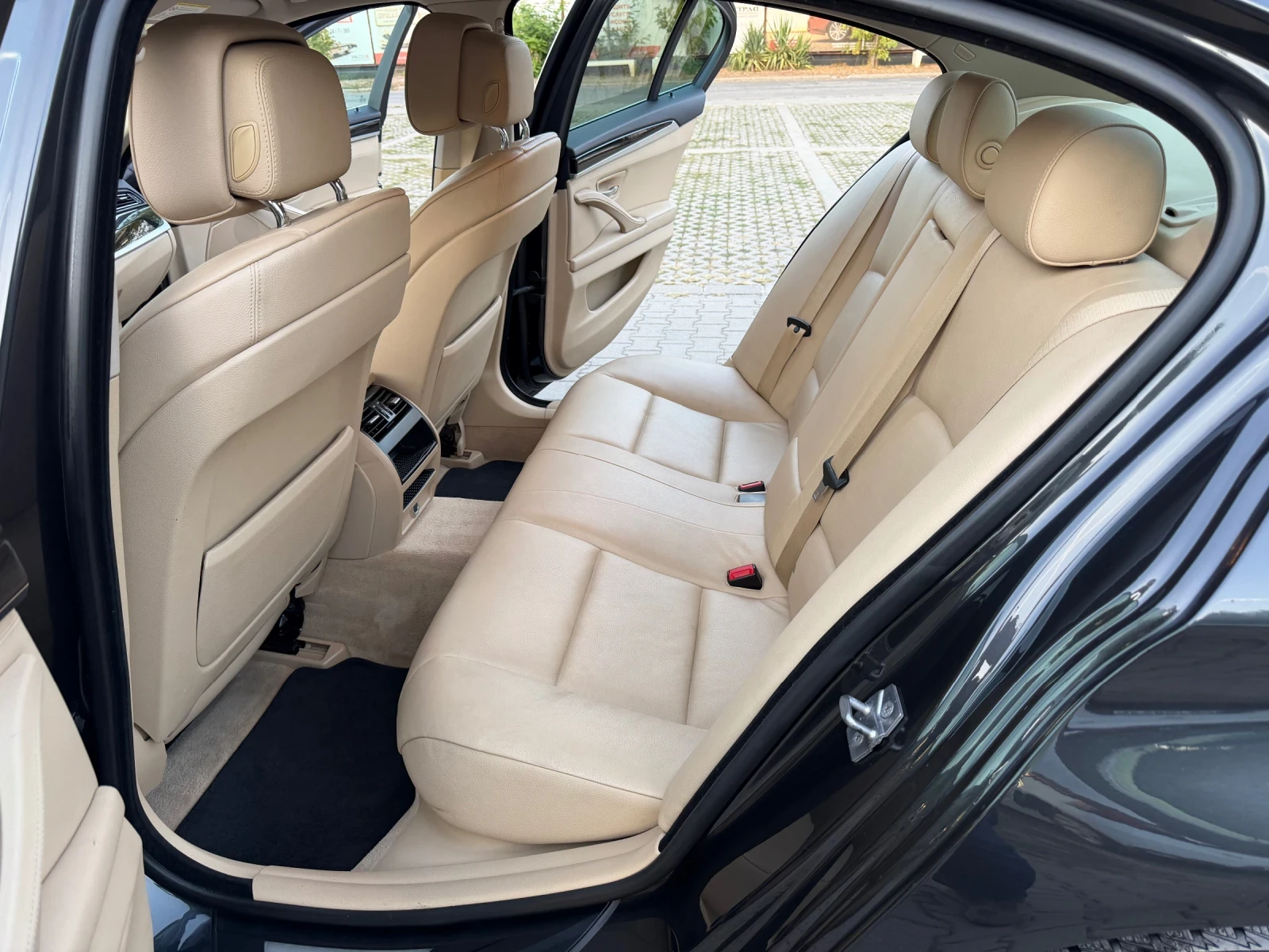 BMW 523 3.0i F10 | Mobile.bg � ����������� 11