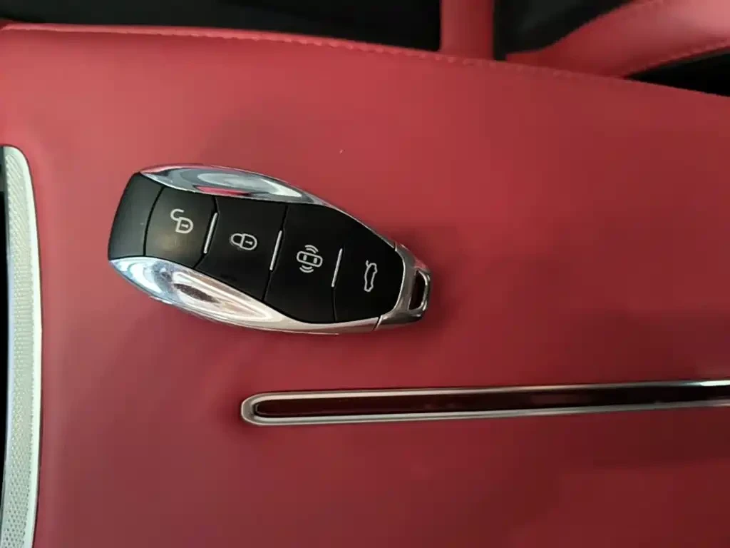 HongQi HS3 1.5T Virtue Edition | �������� | KEYLESS |  | Mobile.bg � ����������� 7