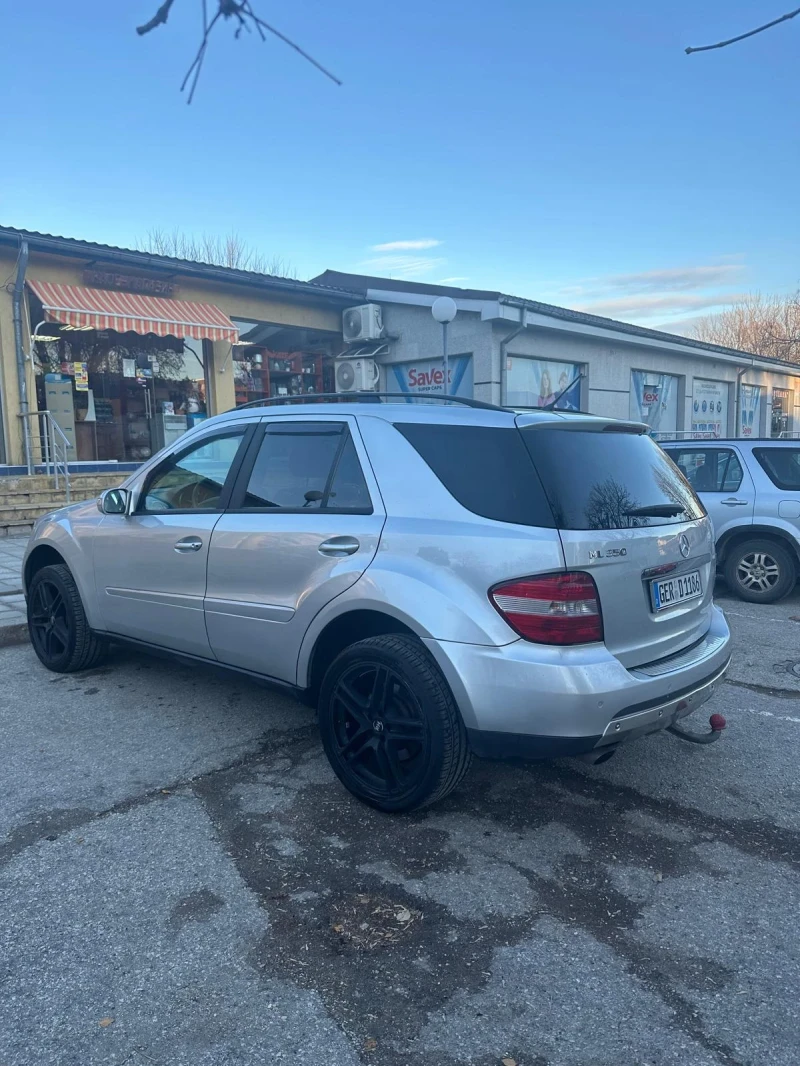 Mercedes-Benz ML 350, снимка 4 - Автомобили и джипове - 48377404