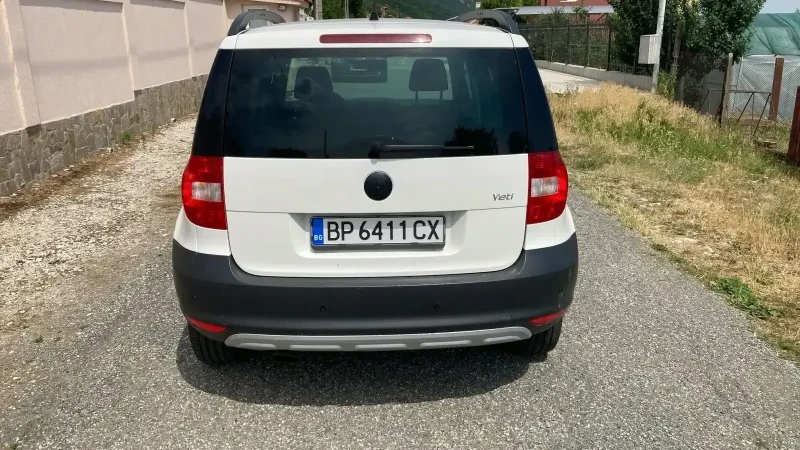 Skoda Yeti, снимка 4 - Автомобили и джипове - 52243528