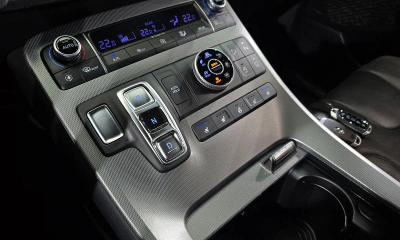 Hyundai Palisade Gasoline 3.8 4WD Prestige, снимка 9 - Автомобили и джипове - 52058597