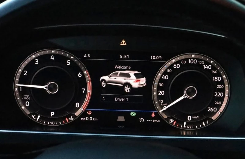 VW Tiguan HIGHLINE 4 MOTION * * CARFAX * * АВТОКРЕДИТ * * , снимка 9 - Автомобили и джипове - 52306495