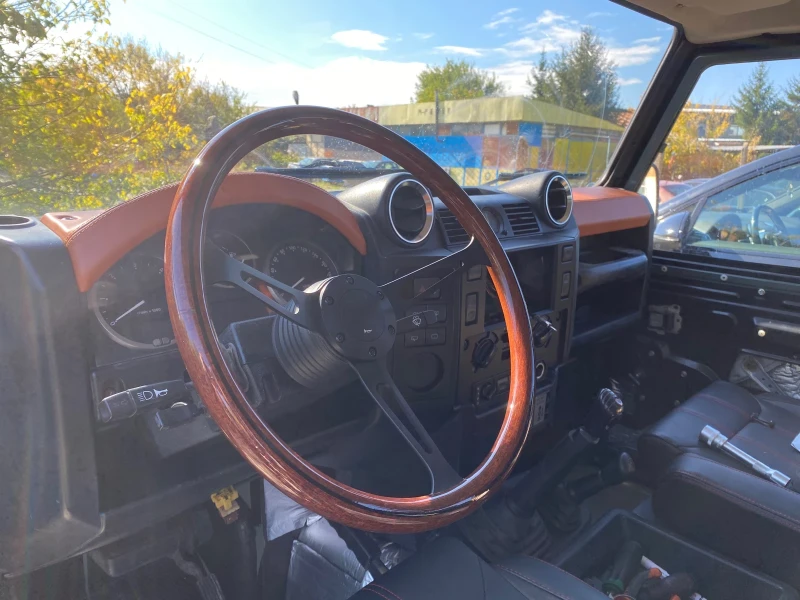 Land Rover Defender, снимка 5 - Автомобили и джипове - 52517243