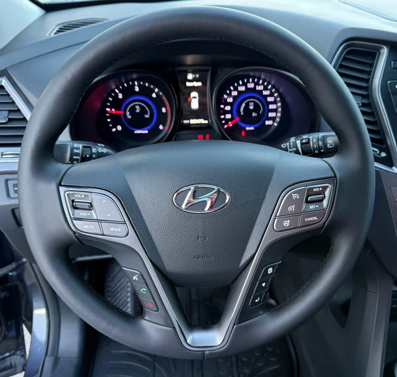 Hyundai Santa fe 2.2 CRDI/197kc/6ck/4x4/Камера/KeyLessGo/BiXenon, снимка 8 - Автомобили и джипове - 52809679