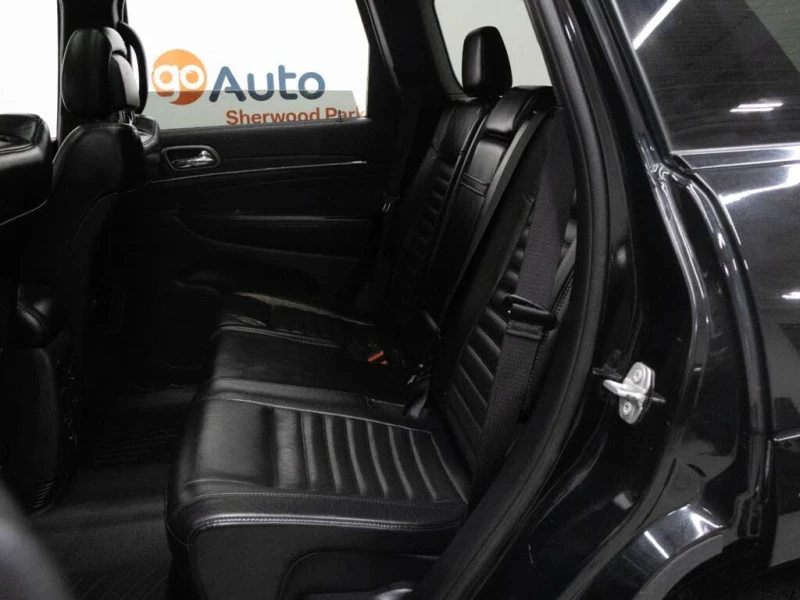 Jeep Grand cherokee 2019 LIMITED X* 5.7 HEMI V8* DISTRONIK* PANO* , снимка 15 - Автомобили и джипове - 53058442