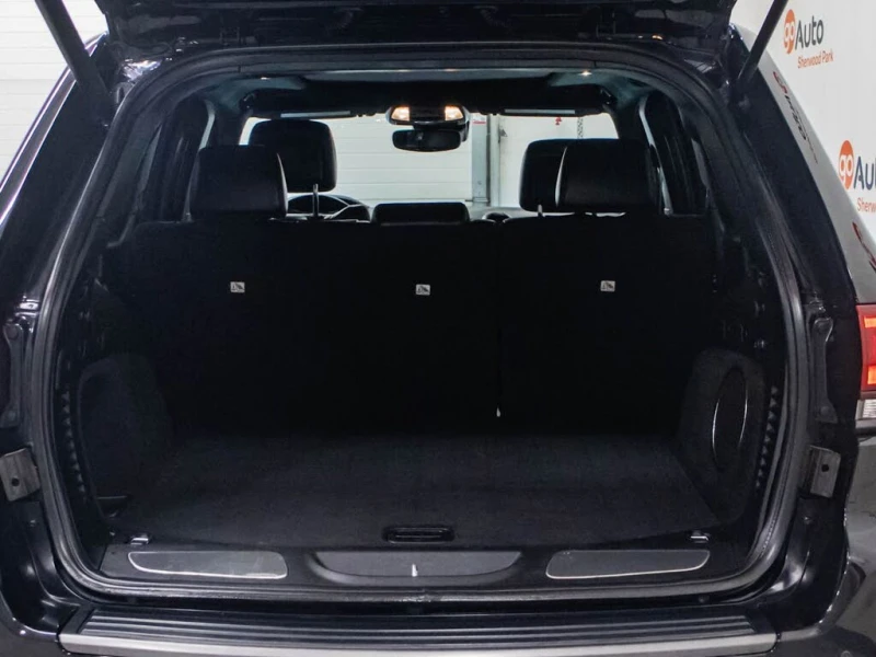 Jeep Grand cherokee 2019 LIMITED X* 5.7 HEMI V8* DISTRONIK* PANO* , снимка 16 - Автомобили и джипове - 53058442