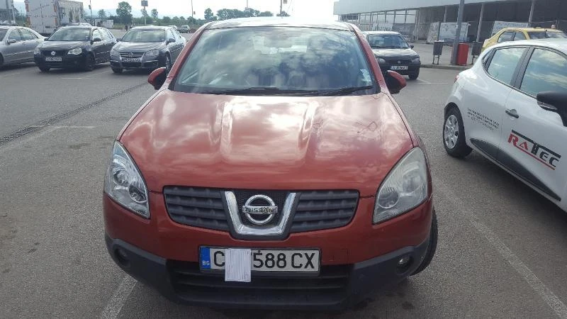 Nissan Qashqai СПЕШНО! 5/100км 1.5D, 6 скорос РЕГИСТРИРАН, снимка 13 - Автомобили и джипове - 47711511