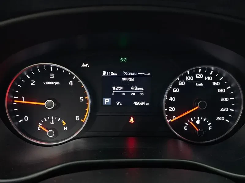 Kia Sportage 2.0 CRDi 4WD, снимка 8 - Автомобили и джипове - 54276388