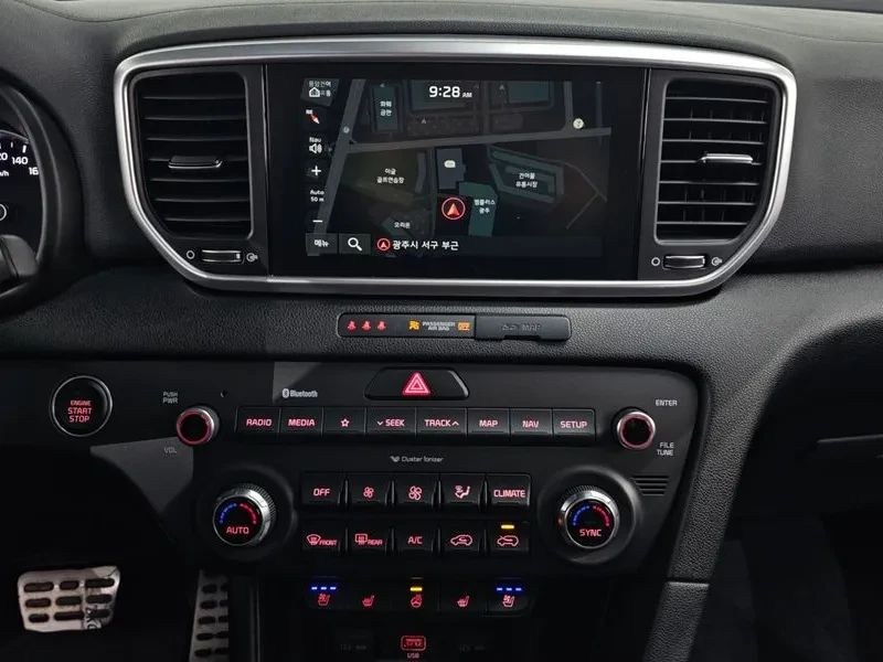 Kia Sportage 2.0 CRDi 4WD, снимка 15 - Автомобили и джипове - 54276388