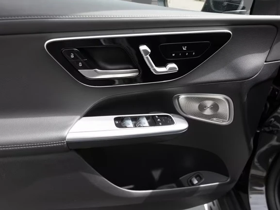 Mercedes-Benz GLC 43 AMG 4Matic = Premium Plus = Night Package II �������� | Mobile.bg � ����������� 4