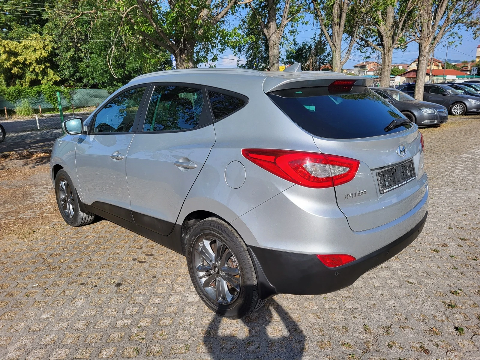 Hyundai IX35 2.0CRDI - изображение 4