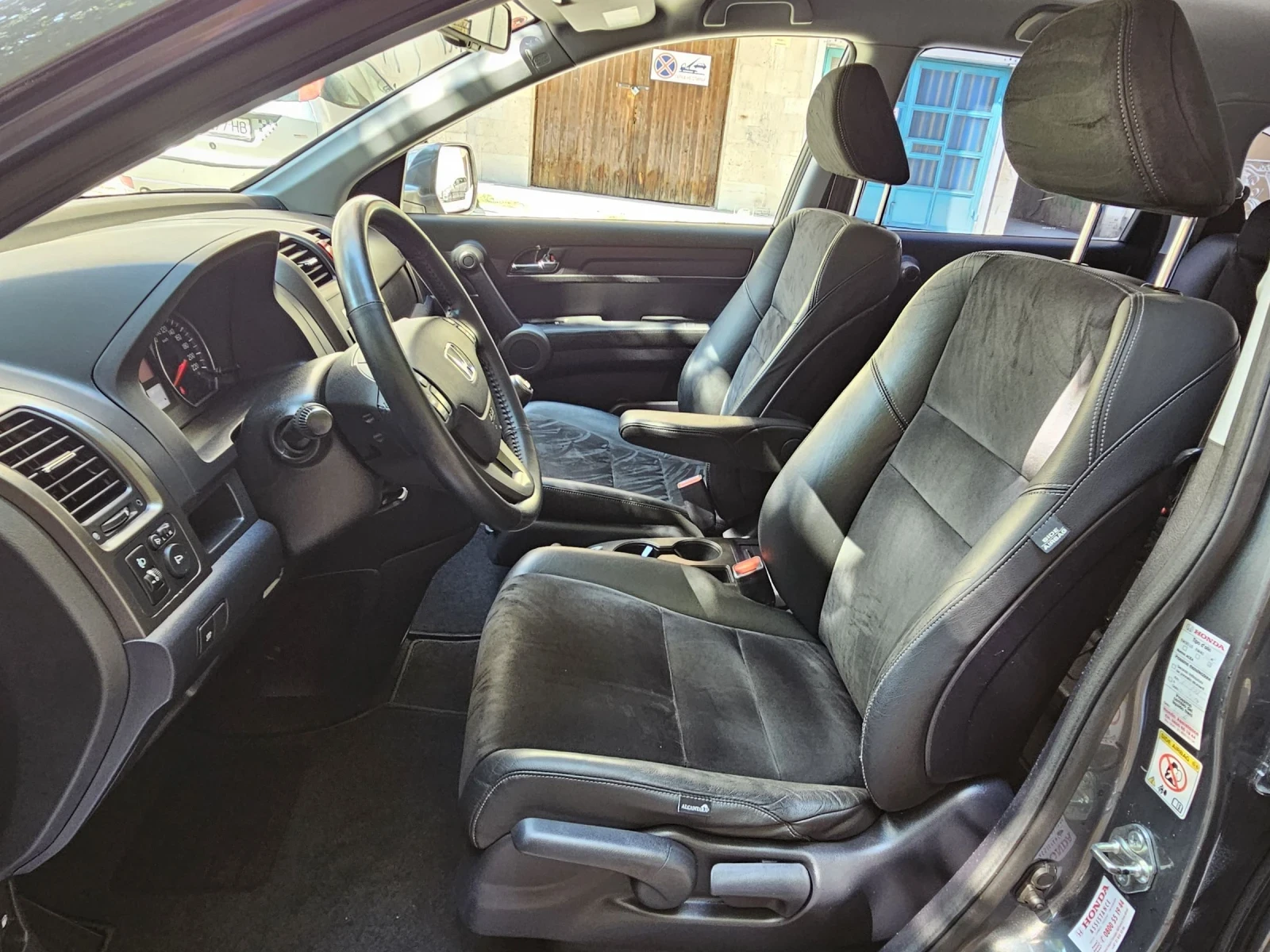 Honda Cr-v 2.0 i-Vtec 4x4 EURO 5B 145420km 8гуми с 8 джанти - изображение 6