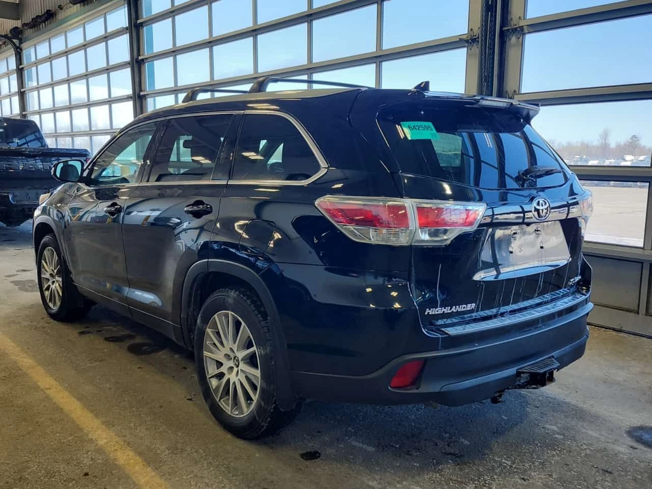 Toyota Highlander XLE /CARFAX /Кожа/Подгрев/4х4/Панорама/2 ключа, снимка 3 - Автомобили и джипове - 53715536