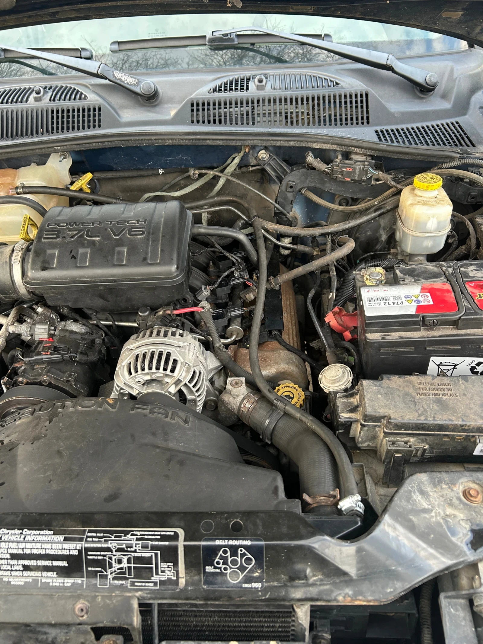 Jeep Cherokee, снимка 2 - Автомобили и джипове - 53894820