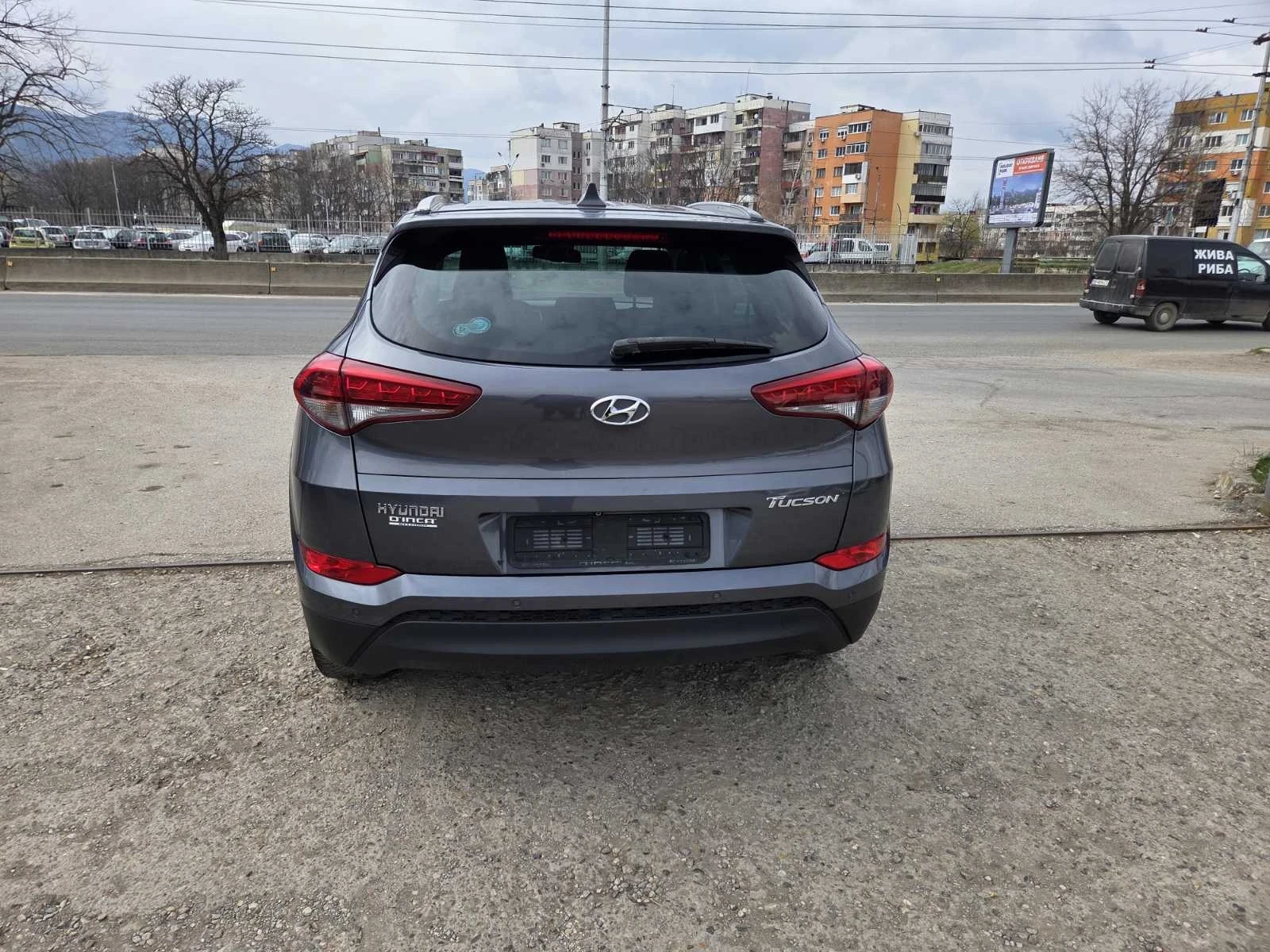 Hyundai Tucson, снимка 6 - Автомобили и джипове - 53960887