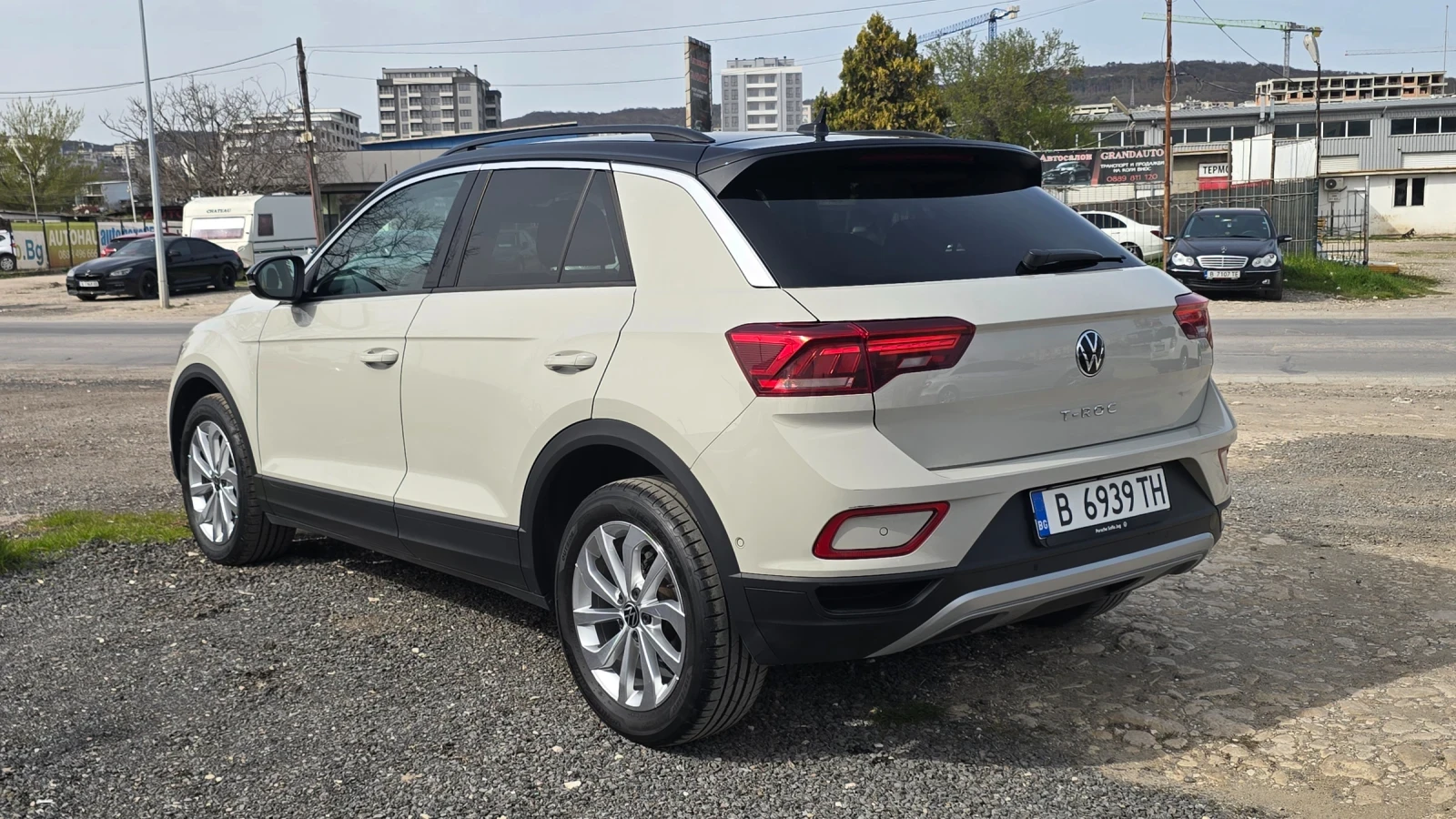 VW T-Roc ГАРАНЦИОНЕН* 1.5TSI* DSG7* DIGITAL cockpit* , снимка 4 - Автомобили и джипове - 54214619