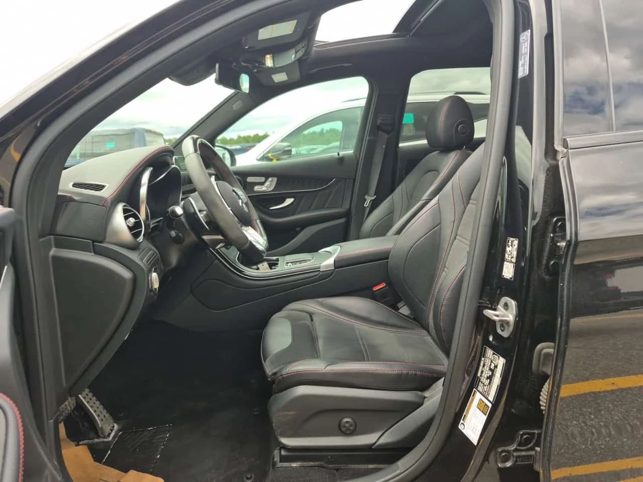 Mercedes-Benz GLC 43 AMG ПОДГРЕВИ * ПАНО * KEYLESS * CARFAX, снимка 5 - Автомобили и джипове - 54918887