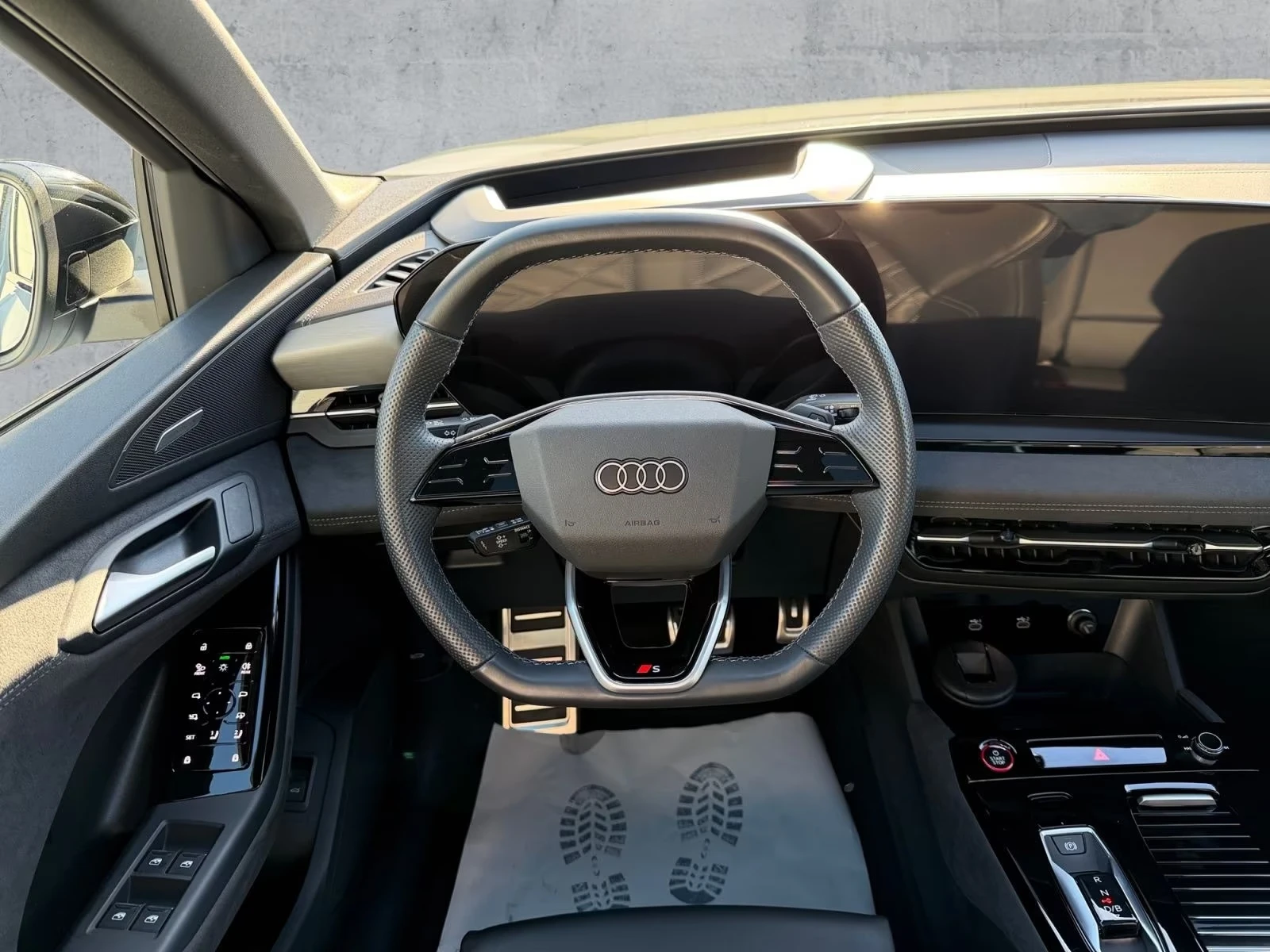 Audi Q6 SQ6 E-TRON / MMI PRO / B&O / MATRIX / 360 / HUD / , снимка 13 - Автомобили и джипове - 55198370