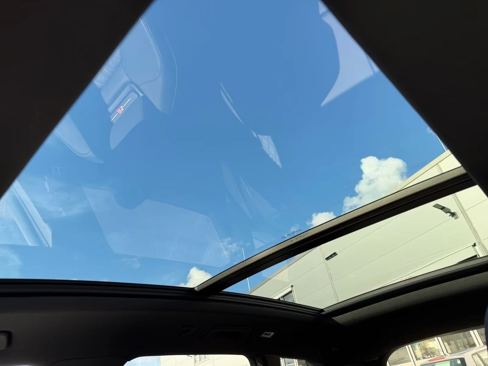 Audi Q6 SQ6 E-TRON / MMI PRO / B&O / MATRIX / 360 / HUD / , снимка 11 - Автомобили и джипове - 55198370