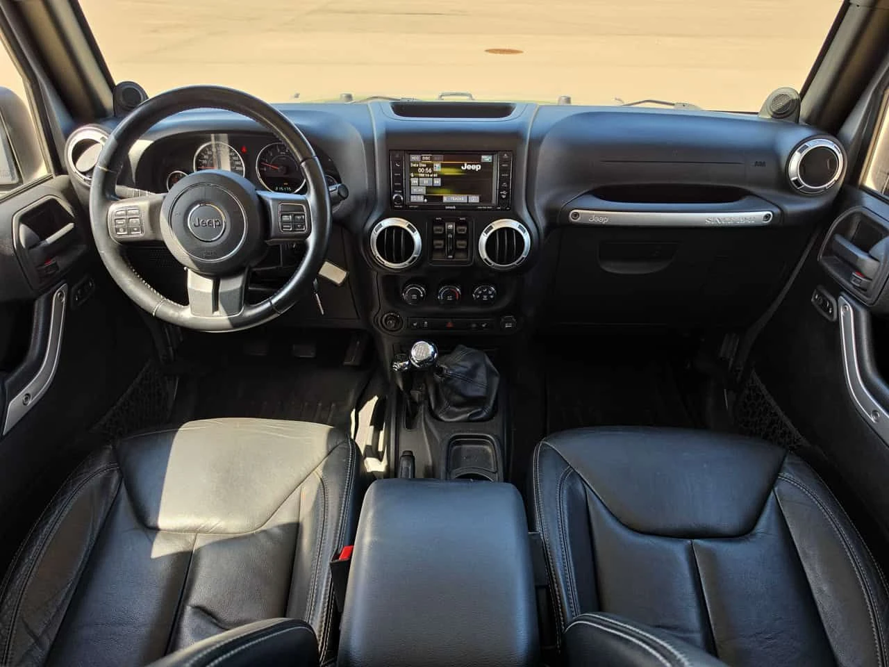 Jeep Wrangler * Sahara * АВТОКРЕДИТ БЕЗ ПЪРВОНАЧАЛНА ВНОСКА* , снимка 14 - Автомобили и джипове - 55677164