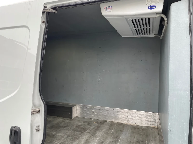 Iveco Daily 35-150 Euro 5, снимка 11 - Бусове и автобуси - 48227363