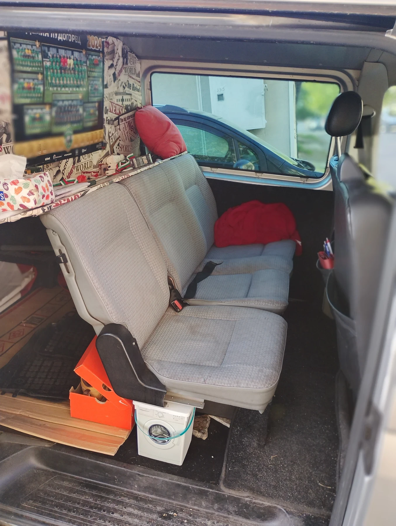 VW T5 2.5 TDI Final Edition , снимка 7 - Бусове и автобуси - 54346435