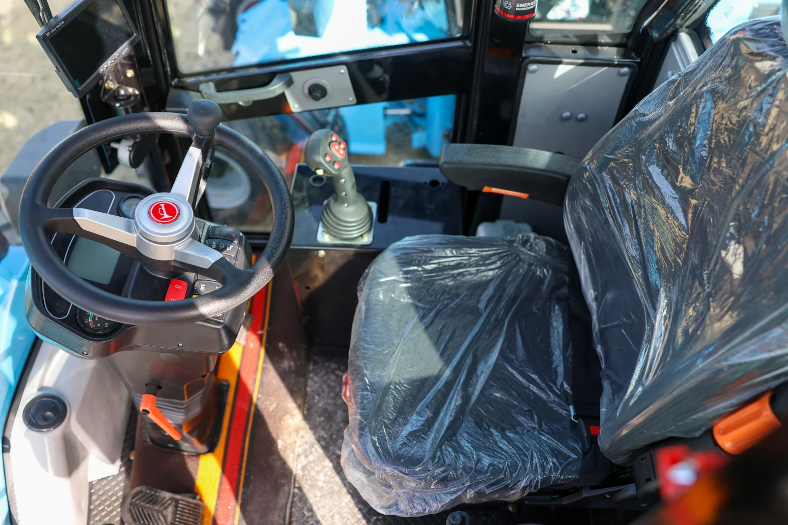 Телескопичен товарач Atlas TAREXO TF2500 ГАРАНЦИЯ - изображение 6