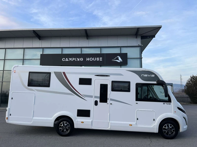 Кемпер McLouis NEVIS 2025 Face to face, снимка 2 - Каравани и кемпери - 51373476