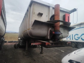 Полуремарке Schwarzmuller .