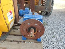 Хидравлична система за Mercedes-Benz 3344, снимка 16