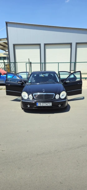 Mercedes-Benz E 320 W211, снимка 15