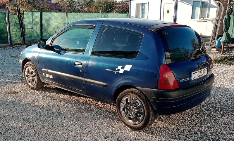 Renault Clio RXE, 1.6, 90 к.с, газ, снимка 4 - Автомобили и джипове - 48299049