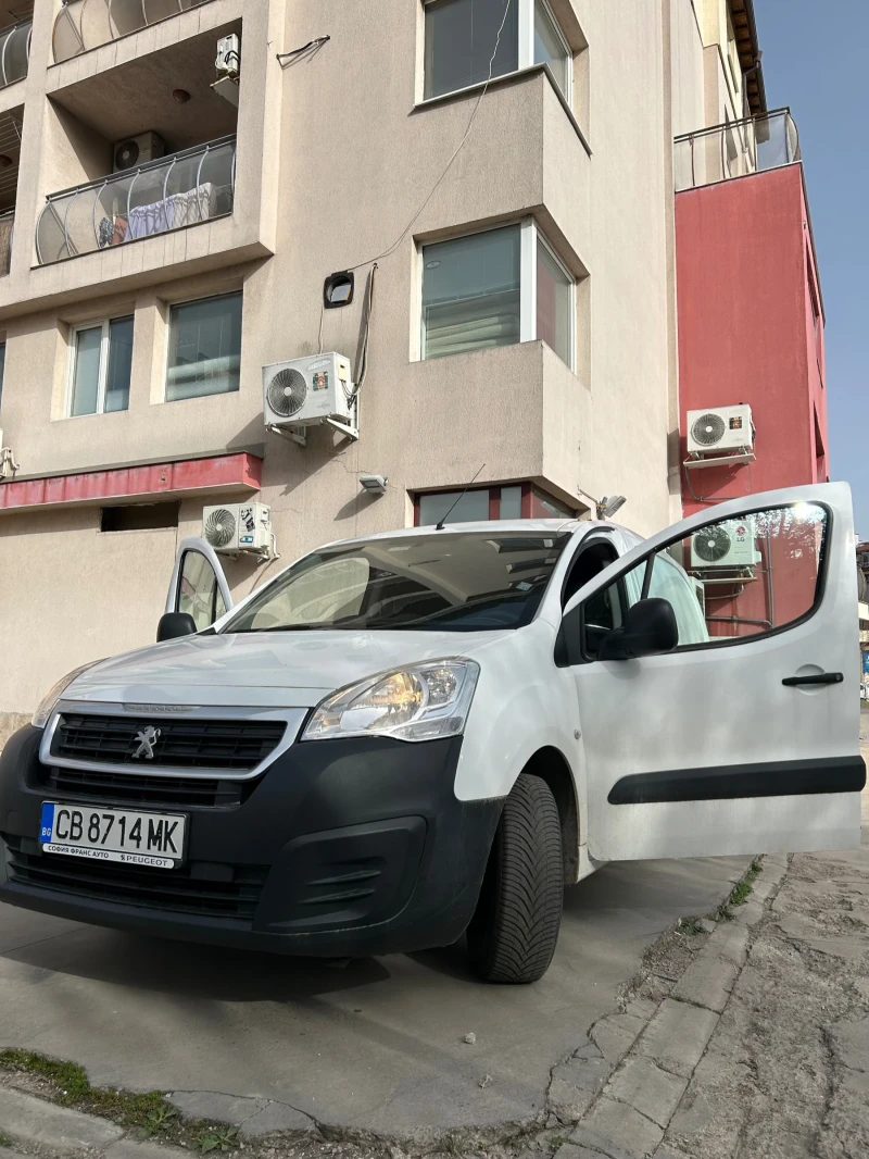 Peugeot Partner, снимка 3 - Автомобили и джипове - 49565295