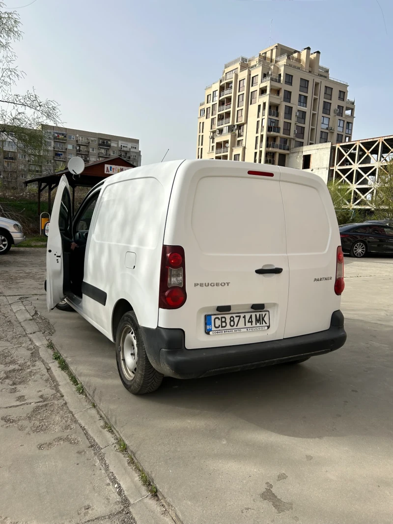 Peugeot Partner, снимка 16 - Автомобили и джипове - 49565295