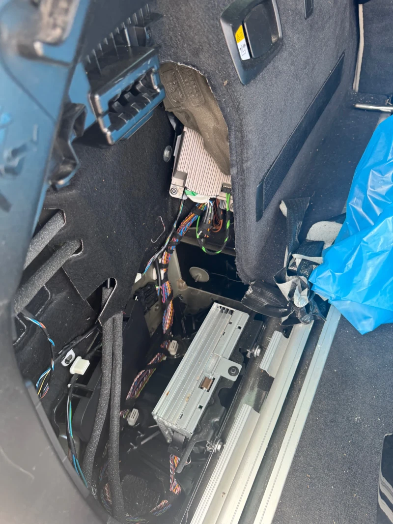 BMW 525, снимка 11 - Автомобили и джипове - 51877827