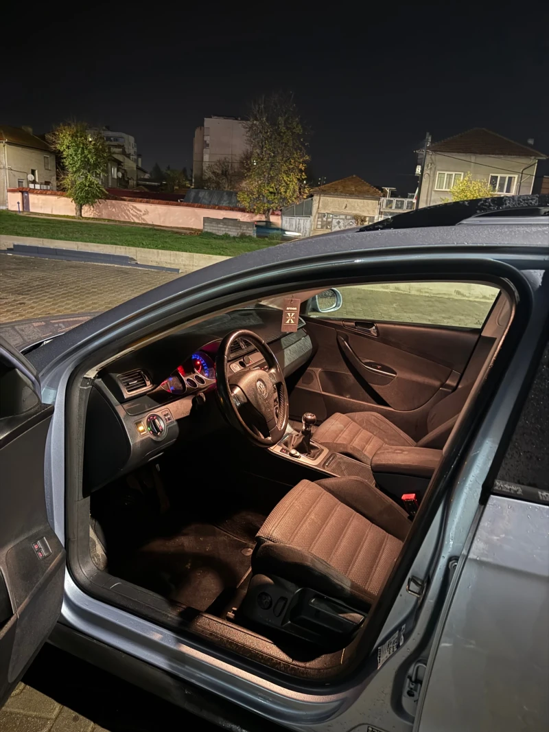 VW Passat 2.0TDI 140k.c, снимка 6 - Автомобили и джипове - 52385218