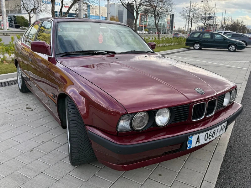 BMW 520 i 1 + 1 подарък, снимка 5 - Автомобили и джипове - 52484774