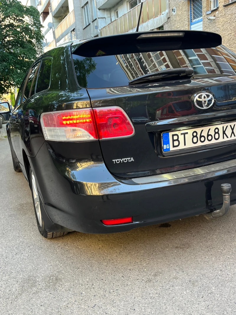 Toyota Avensis, снимка 16 - Автомобили и джипове - 52808501