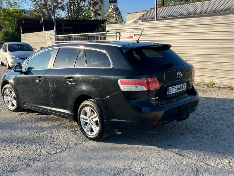 Toyota Avensis, снимка 3 - Автомобили и джипове - 52808501