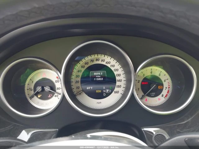 Mercedes-Benz CLS 550  - изображение 9