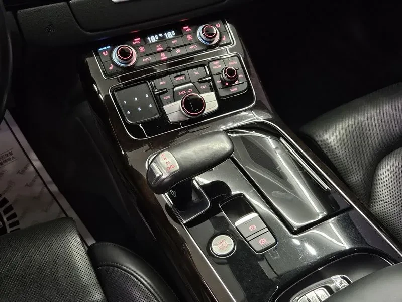 Audi A8 3.0 TDI Quattro, снимка 9 - Автомобили и джипове - 55097964