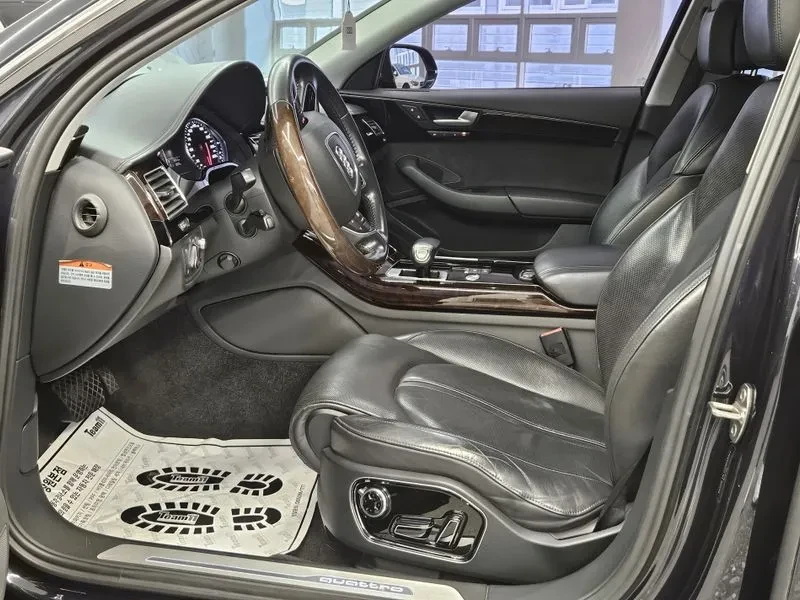 Audi A8 3.0 TDI Quattro, снимка 10 - Автомобили и джипове - 55097964