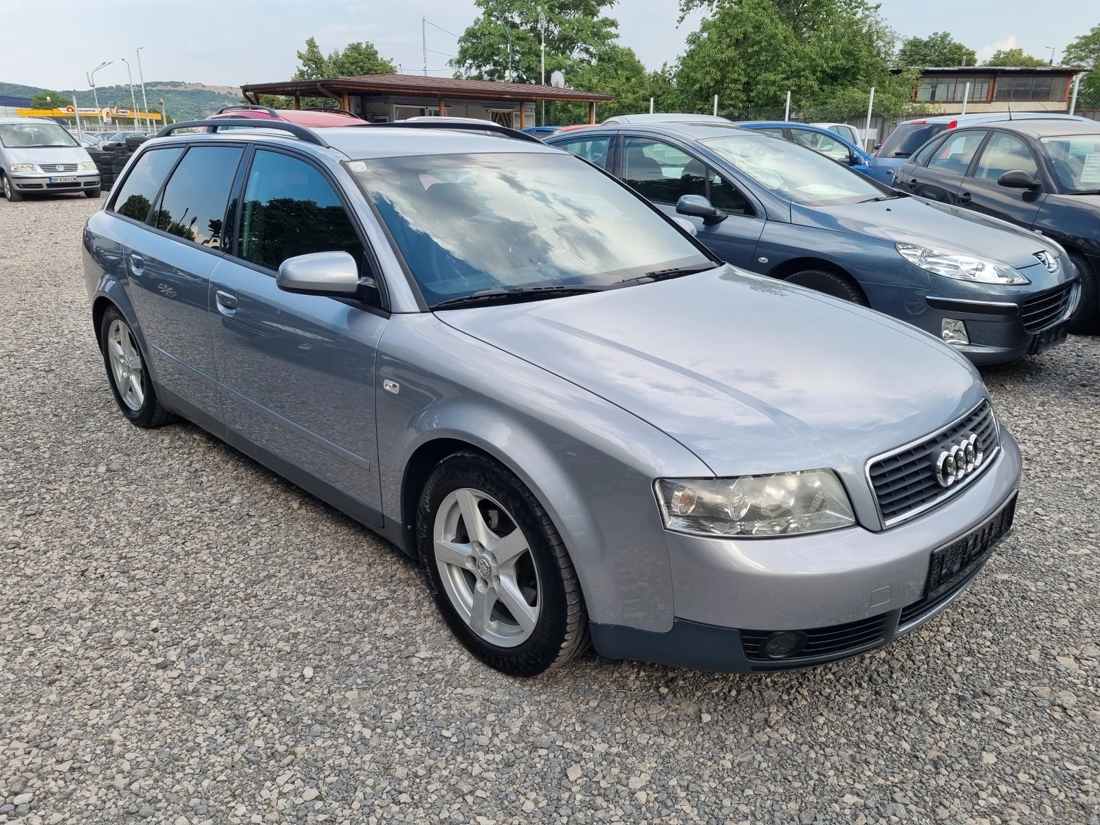 Audi A4 1.9TDI 131кс. 6 скорости S-line - [1] 