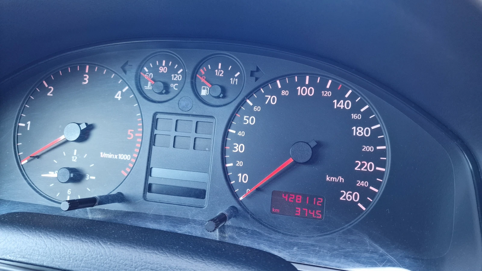 Audi A4  - изображение 6