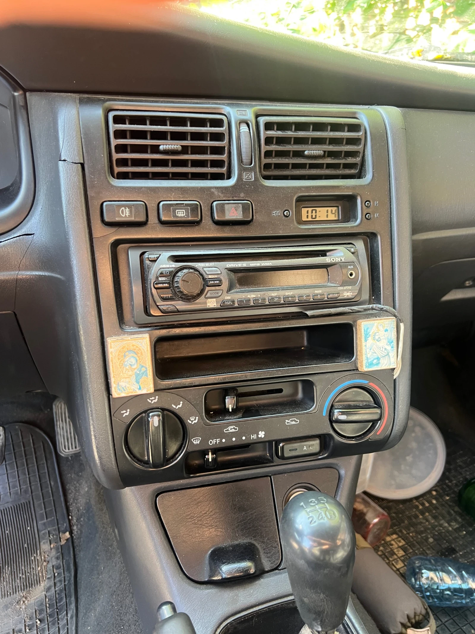 Toyota Carina 1.6 / 99 k.c. - изображение 8